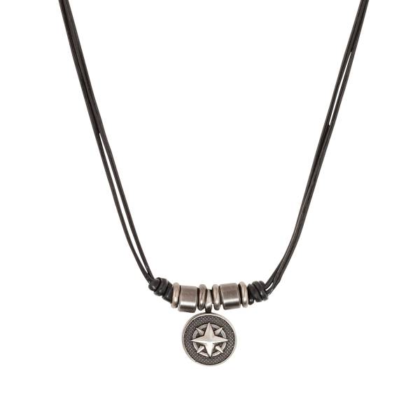 s.Oliver s.Oliver Kette mit Anhänger für Herren, Edelstahl | Kompass Halskette 1.0 pieces